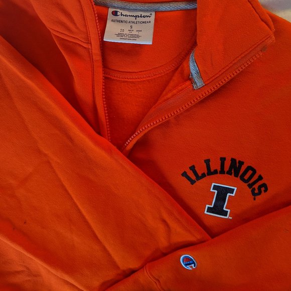 Champions Sweather | UIllinois Quarter-Zip - Picture 2 of 5